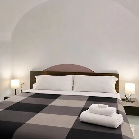 Mimmo's House 3 *