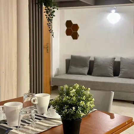 Mimmo's House 3 *